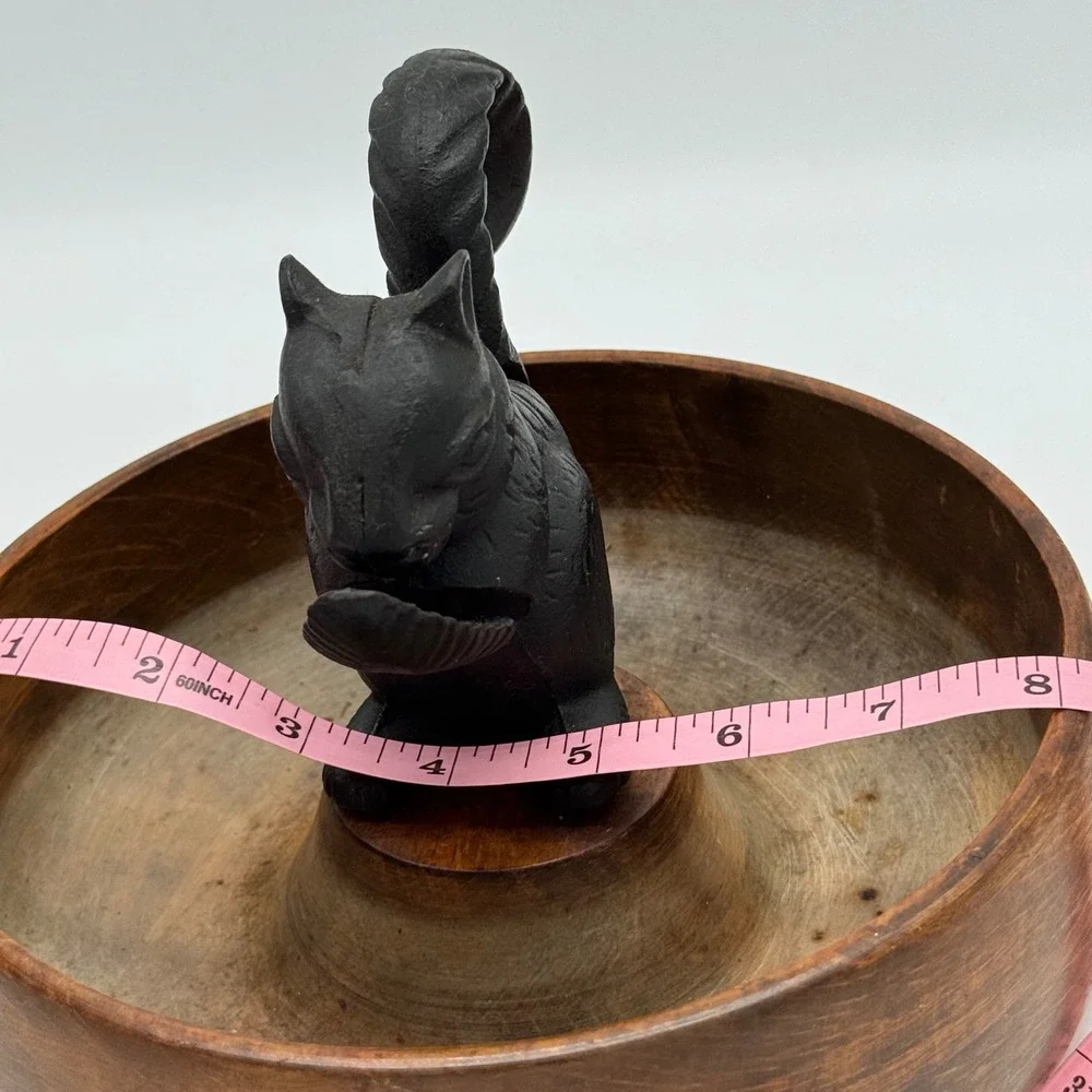 Vintage Cast Iron Mechanical Squirrel Nutcracker Turned Wood Walnut Bowl 8